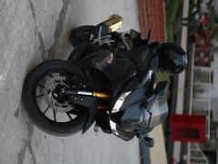 YAMAHA R15 V3